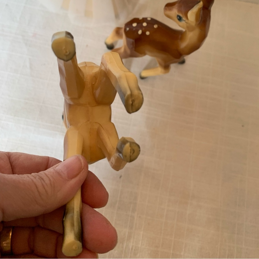 VINTAGE CHRISTMAS DECOR| 2 HTF plastic Deer and an Angel - Picture 4 of 12